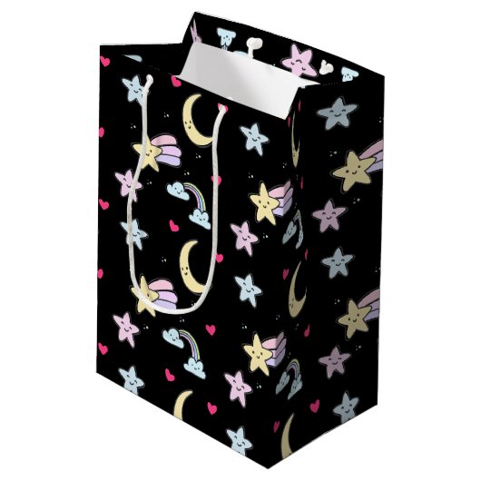 Whimsical Moon, Stars and Clouds Pattern on Black Medium Cadeauzakje (Achterkant Gekanteld)