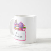 Whimsical Onderwijs Monogram Koffiemok (Voorkant links)