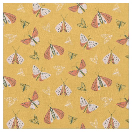 Whimsical Oranje Ecru Moths Stof (Close Up)