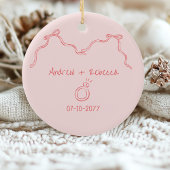 Whimsical paar verloofd handgetekende doodle souve keramisch ornament