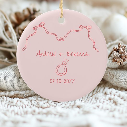 Whimsical paar verloofd handgetekende doodle souve keramisch ornament