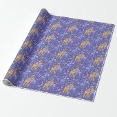 Whimsical Paarse Blauwgroen gele Giraffes Patroon Cadeaupapier (Uitgerold)
