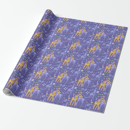 Whimsical Paarse Blauwgroen gele Giraffes Patroon Cadeaupapier (Uitgerold)