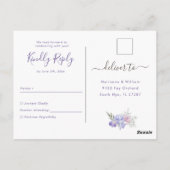 Whimsical Paarse Bloemen Romantische Bruiloft RSVP Briefkaart (Achterkant)