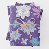 Whimsical Paarse en Blauwe Sneeuwvlokken Kerstmis Inpakpapier Vel (In situ)