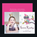 Whimsical Paarse Uil en Snowflakes Vakantiefoto Feestdagenkaart<br><div class="desc">Stuur uw vakantiewensen naar vrienden en familie met deze aanpasbare kerstkaart. Deze vakantiekaart is voorzien van een schattige uil illustratie. Personaliseer door uw gegevens toe te voegen. Deze foto kerstkaart is verkrijgbaar in andere kleuren en cardstock. Overeenkomende objecten zijn beschikbaar.</div>