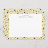 Whimsical Paarse Zonnebloemen Lichtgeel Monogram Notitiekaartje (Voorkant / Achterkant)