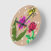 Whimsical Painted Flowers and Bee Clock Ronde Klok (Hoek)