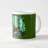 Whimsical Panda Gifts: Schattige Design & Kunstwer Grote Koffiekop (Voorkant rechts)