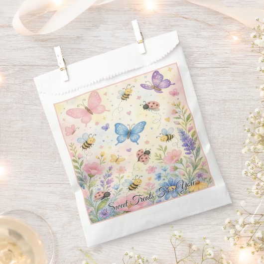 Whimsical Pastel Butterfly Bee Ladybug Birthday Bedankzakje (Geknipt)