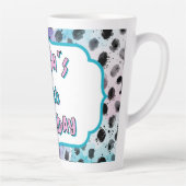 Whimsical Pastel Dalmatische Vlekken Verjaardag Latte Mok (Rechts)