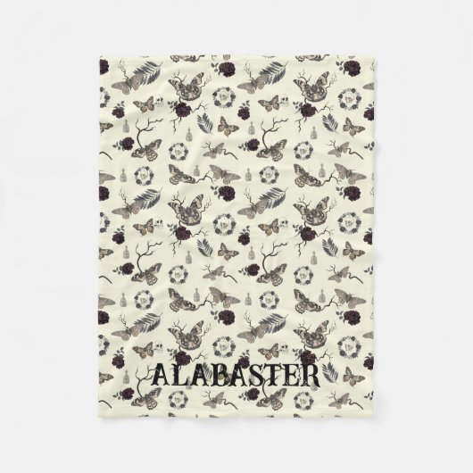 Whimsical Pastel Gothic Gepersonaliseerde Baby Mot Fleece Deken (Voorkant)