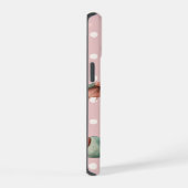 Whimsical Pastel Patchwork Koe Aangepaste naam toe iPhone 15 Case (Rechterkant)