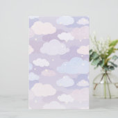Whimsical pastelwolken en sterrenpatroon briefpapier (Staand voorkant)