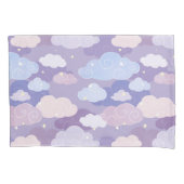 Whimsical pastelwolken en sterrenpatroon kussensloop (Voorkant)