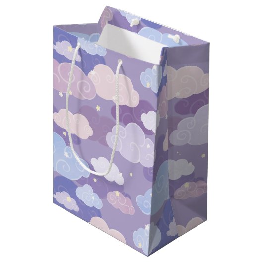 Whimsical pastelwolken en sterrenpatroon medium cadeauzakje (Voorkant Gekanteld)