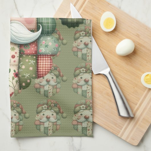 Whimsical Patchwork Santa Folk Christmas Theedoek (Quarter Fold)
