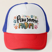 Whimsical "Pawsome MOM" Graphic met kleurrijke pot Trucker Pet (Voorkant)