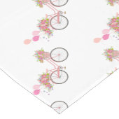 Whimsical Pink Bicycle Korte Tafelloper (Hoek)