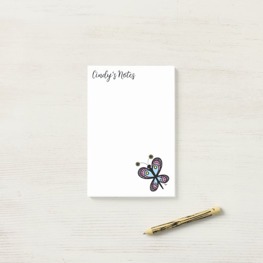 Whimsical Pink & Blue Cartoon Butterfly 4 x 6 Post-it® Notes (Op bureau)