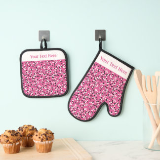 Whimsical Pink Polka Dot Doodles Pattern Ovenwant & Pannenlap Set