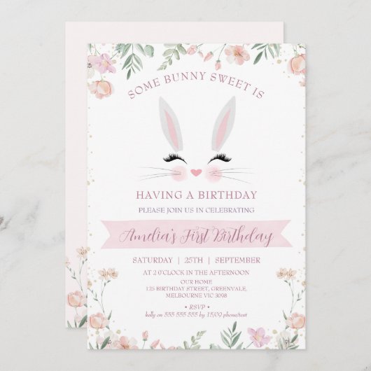 Whimsical Pink Wildflowers Een konijn 1e verjaarda Kaart (Voorkant / Achterkant)