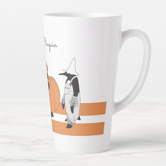 Whimsical Pumpkin Penguin Grappig Halloween Latte Mok (Rechts)