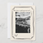 Whimsical Quirky Cheers and Beers Bachelor Kaart (Achterkant)