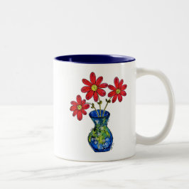 Whimsical Red Flowers in Blue Vase Tweekleurige Koffiemok
