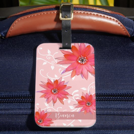 Whimsical Red Flowers Swirly Leaves Add Name Roze Bagagelabel (Voorkant Insitu 2)