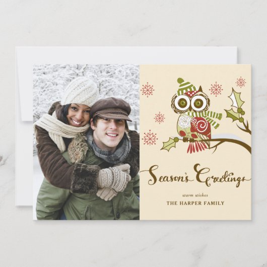 Whimsical Red Owl en Snowflakes Vakantiefoto Feestdagenkaart (Voorkant)