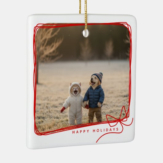 Whimsical Red Ribbon Frame Holiday Photo Keramisch Ornament (Rechts)