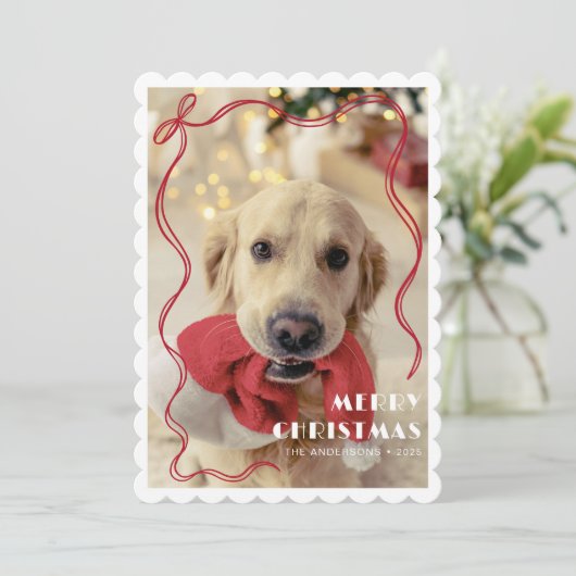 Whimsical Red Ribbon Pet Foto Vrolijk Kerstfeest Feestdagenkaart (Staand voorkant)