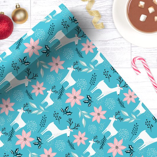 Whimsical Rendier & Poinsettia Bloemen Kerstmis Cadeaupapier