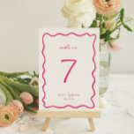 Whimsical Roze Bruiloft Tafel Nummer Kaart<br><div class="desc">Whimsical Pink Wavy Line Lijst,  trouwtafel nummer kaart. Houd er rekening mee dat tafelnummerkaarten genummerd moeten zijn en afzonderlijk aan uw winkelwagen moeten worden toegevoegd. Kleur en lettertypen van lijsten kunnen worden gewijzigd door de functie "Bewerken met ontwerpgereedschap" te selecteren.</div>