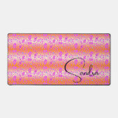 Whimsical Roze en Oranje Bloemen Design Bureaumat (Voorkant)