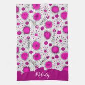 Whimsical roze witte harten bloemen bloemige naam theedoek (Verticaal)