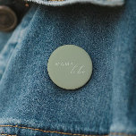 Whimsical Sage Green Baby shower Mama To Be Ronde Button 5,7 Cm<br><div class="desc">Introductie van onze grillige salie groene baby shower mama-to-be knop, ideaal voor uw eenvoudige moderne boho feest elk seizoen van het jaar! Deze knop heeft een boho-chique, genderneutrale sfeer met elegante kalligrafie en een delicaat minimalistisch ontwerp, waardoor het ideaal is voor zowel meisjes als jongens. Bovendien is het bewerkbaar, zodat...</div>