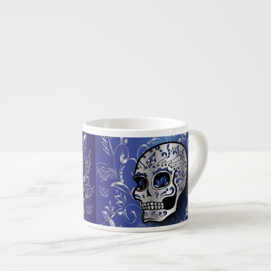 Whimsical sapphire blue en Silver skull Espresso Kop (Voorkant rechts)