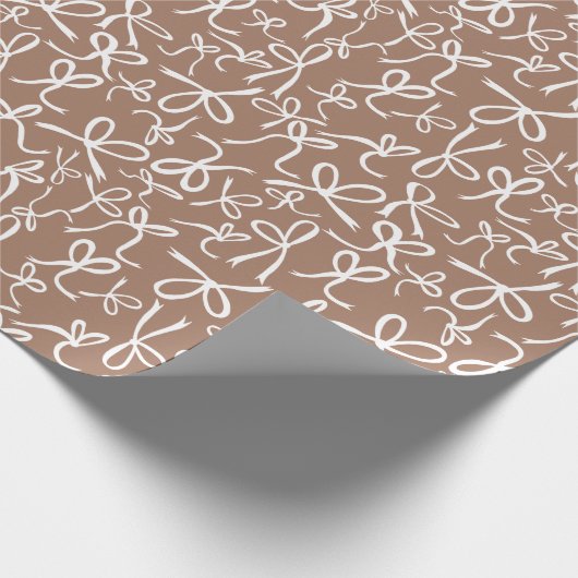 Whimsical Schattigee Witte Choco Bogen Patroon Cha Cadeaupapier (Hoek)