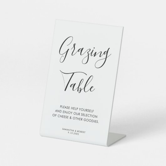 Whimsical Script Grazing Tafel Bruiloft Reclamebord Met Voetstuk (Voorkant)