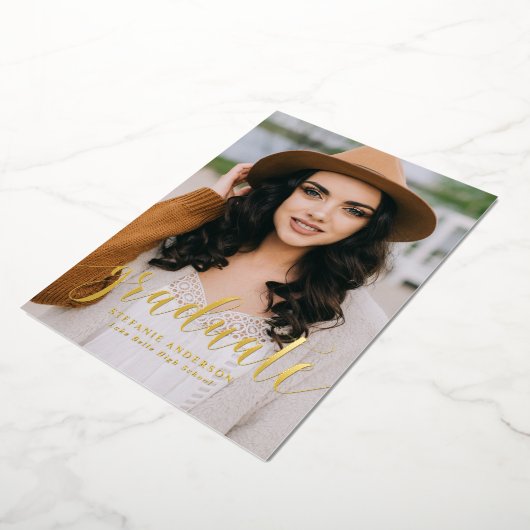 Whimsical Script Photo Gradution Party Gold Folie Uitnodiging (Gedraaid)