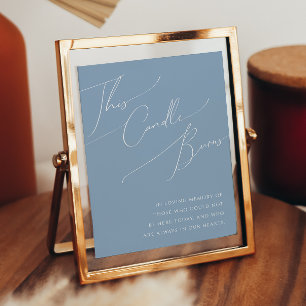 Whimsical Script   Stustblauw Deze kaars branden Poster