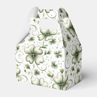 Whimsical Shamrock and Swirl Irish-Themed  Bedankdoosjes