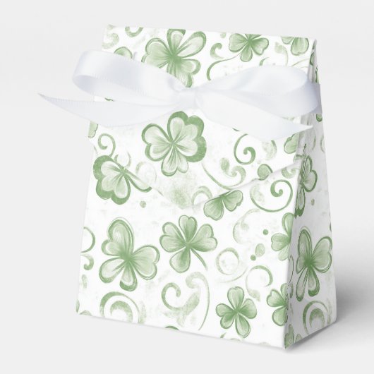 Whimsical Shamrock and Swirl Irish-Themed  Bedankdoosjes (Voorkant Zijde)