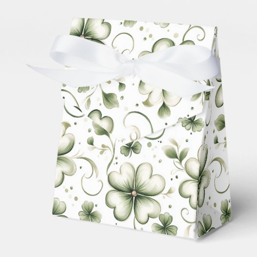 Whimsical Shamrock and Swirl Irish-Themed  Bedankdoosjes (Voorkant Zijde)