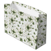 Whimsical Shamrock and Swirl Irish-Themed  Groot Cadeauzakje (Achterkant Gekanteld)