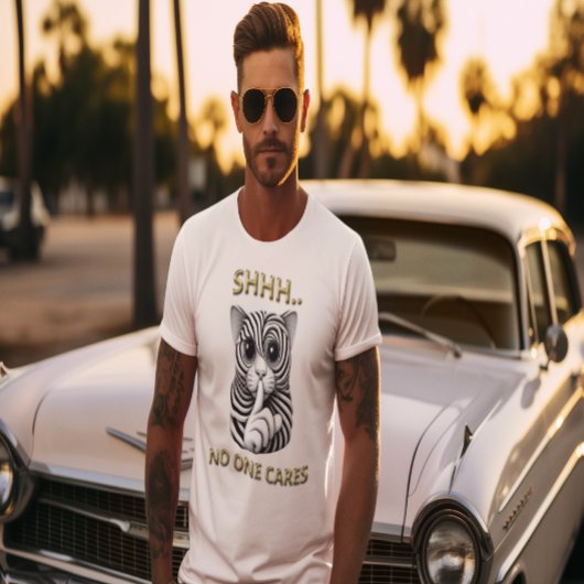 Whimsical Silence Zebra-Striped Cats Speelse Gag T-shirt