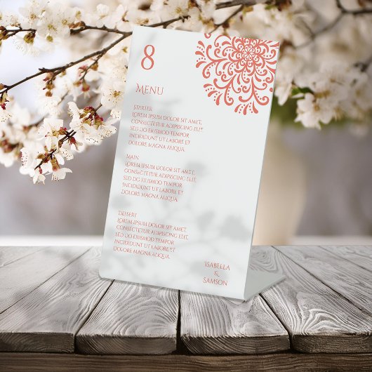 Whimsical Sinaasappel Rood Bloeiend Bruiloft Menu Reclamebord Met Voetstuk