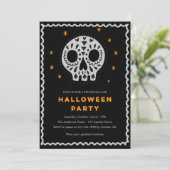 Whimsical Skull Halloween Party Kaart (Staand voorkant)